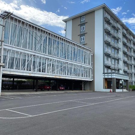 Tai-Shan Suites Ratchaburi Kültér fotó
