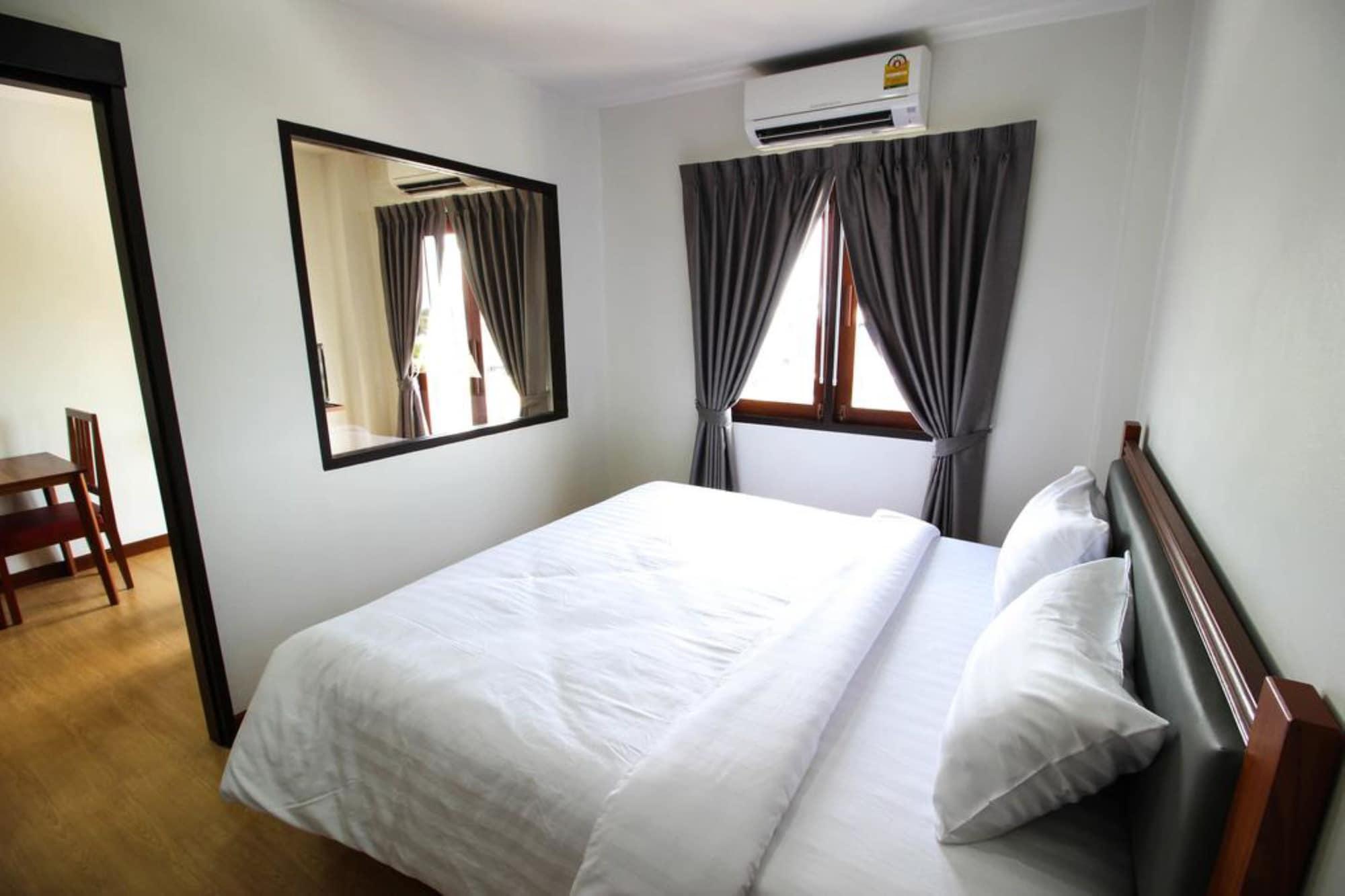 Tai-Shan Suites Ratchaburi Kültér fotó