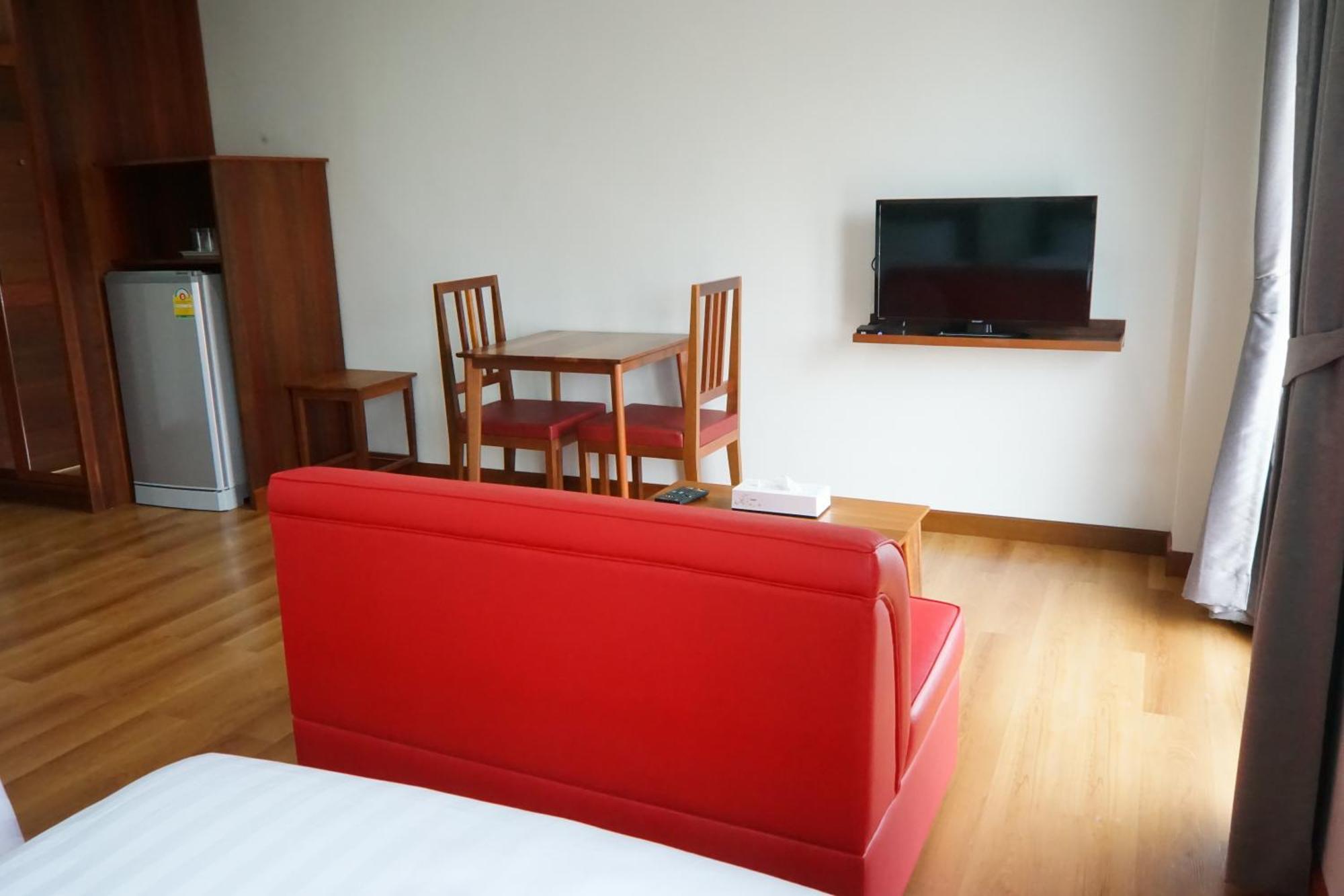 Tai-Shan Suites Ratchaburi Szoba fotó
