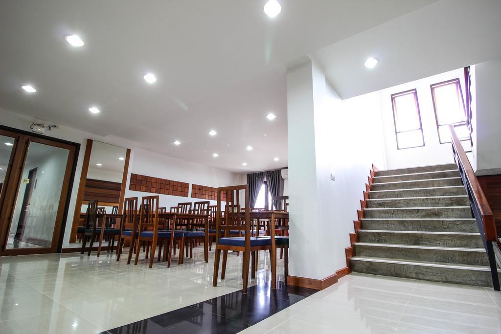 Tai-Shan Suites Ratchaburi Kültér fotó