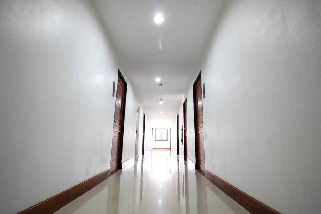 Tai-Shan Suites Ratchaburi Kültér fotó