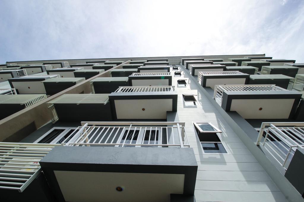 Tai-Shan Suites Ratchaburi Kültér fotó